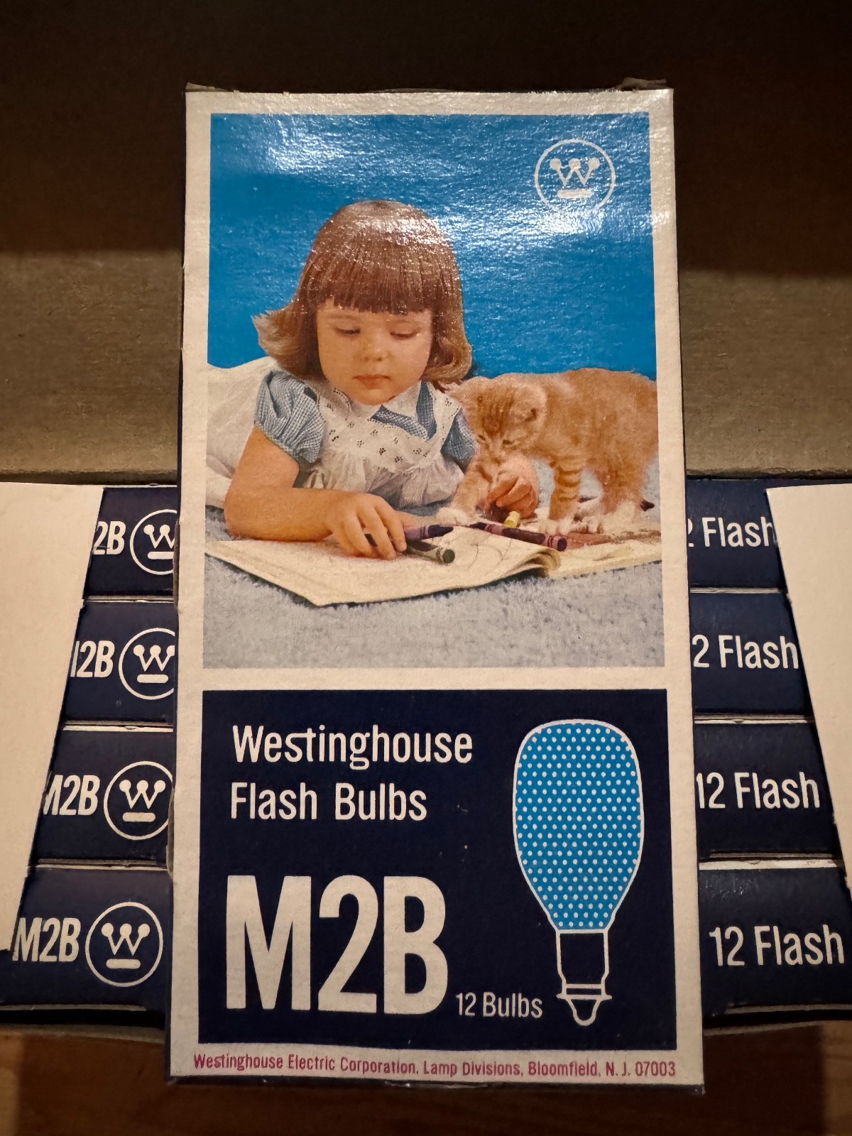 QTY 36 bulbs – Westinghouse M2B Flashbulbs Vintage 3 boxes of 12 bulbs/box