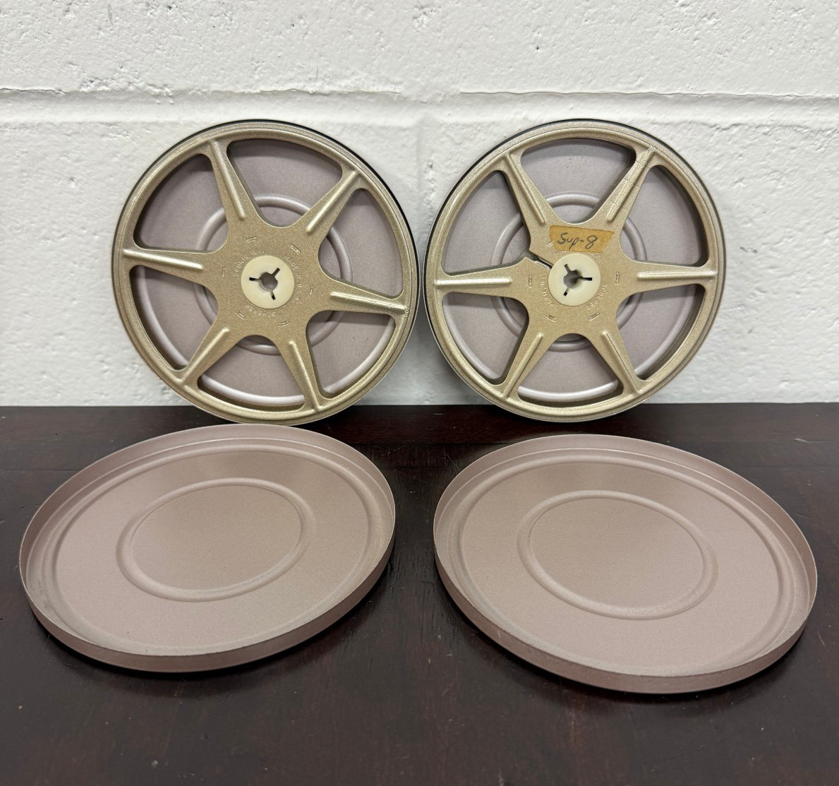 Lot of 2 – Super 8mm Vintage Empty Reels Metal 5″ 200′ Each With Cases