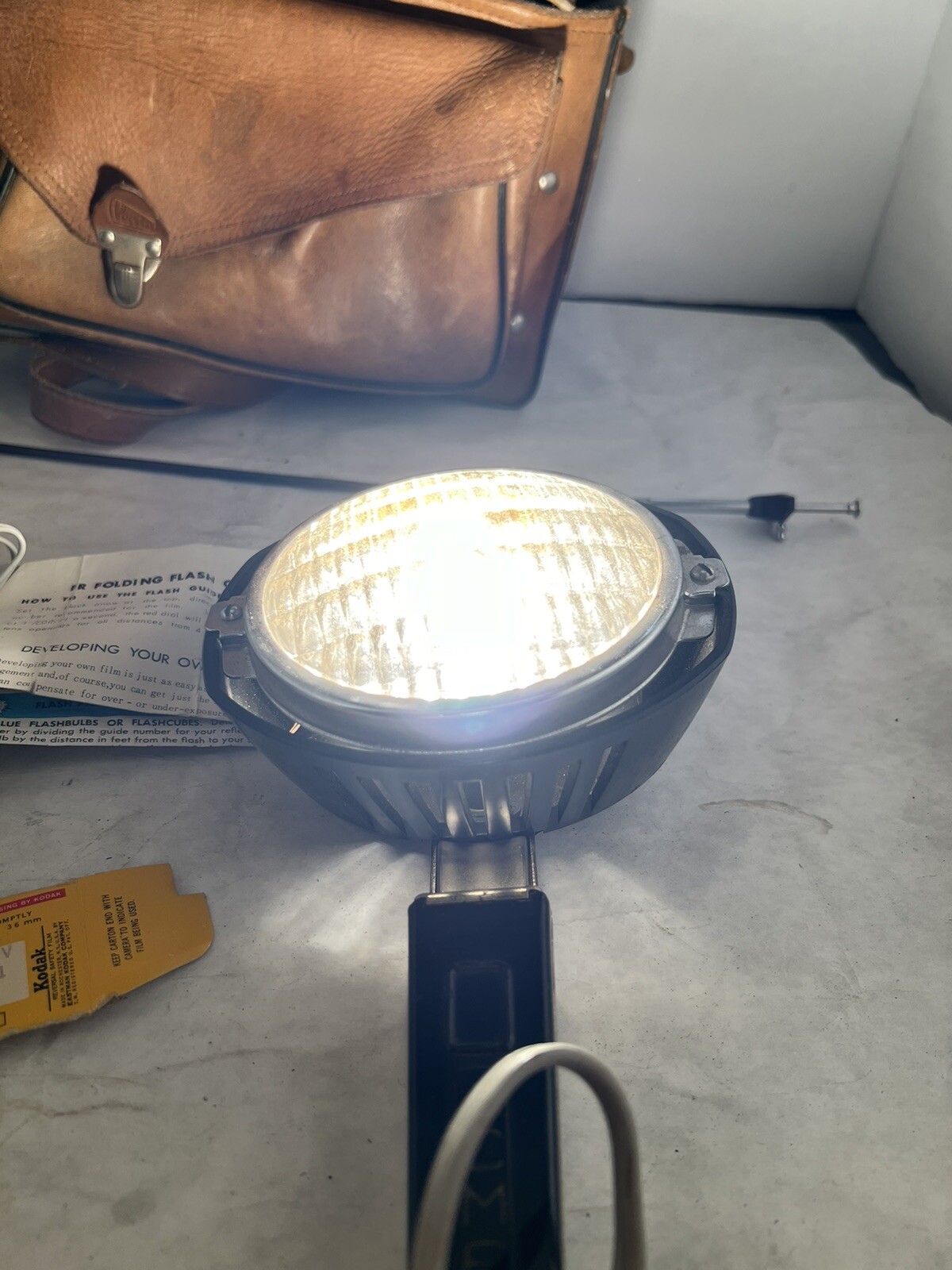 GE ACMELITE Attachment Bright Lamp Electric Tested Working, Leather Bag Vintage