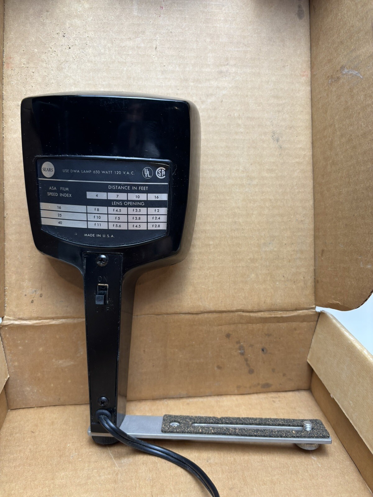 vintage Sears 110v 115v sealed beam side mount handheld movie flood light 38849