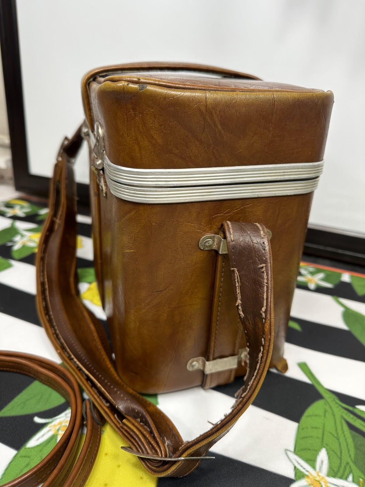 VINTAGE NIKON CAMERA BAG HARD SHELL CASE BROWN SHOULDER STRAP RETRO