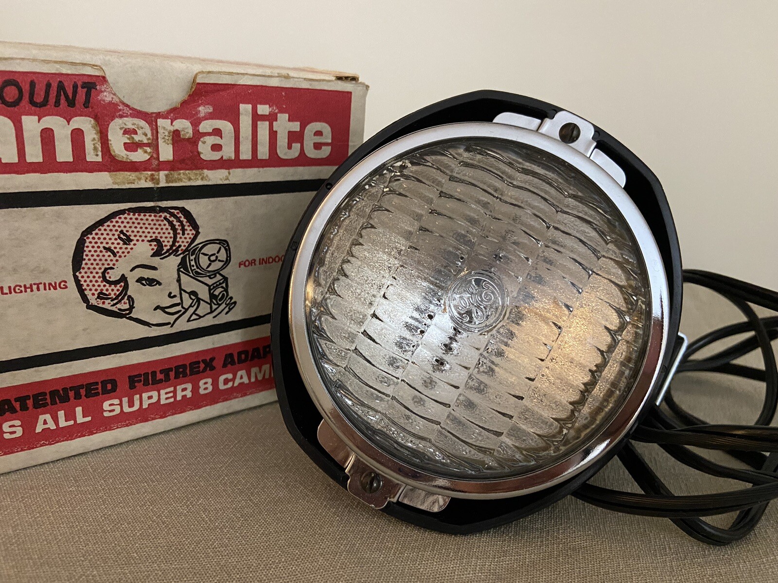 Vintage Topmount Cameralite 91 Acme Lite Movie Camera Light For Super 8 Cameras