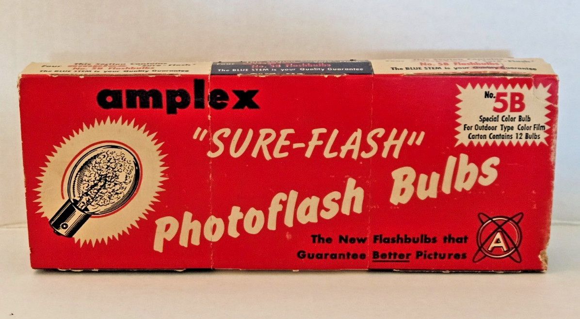 Vintage 4 Amplex Photoflash Bulbs Box + 1 6B Flashbulb