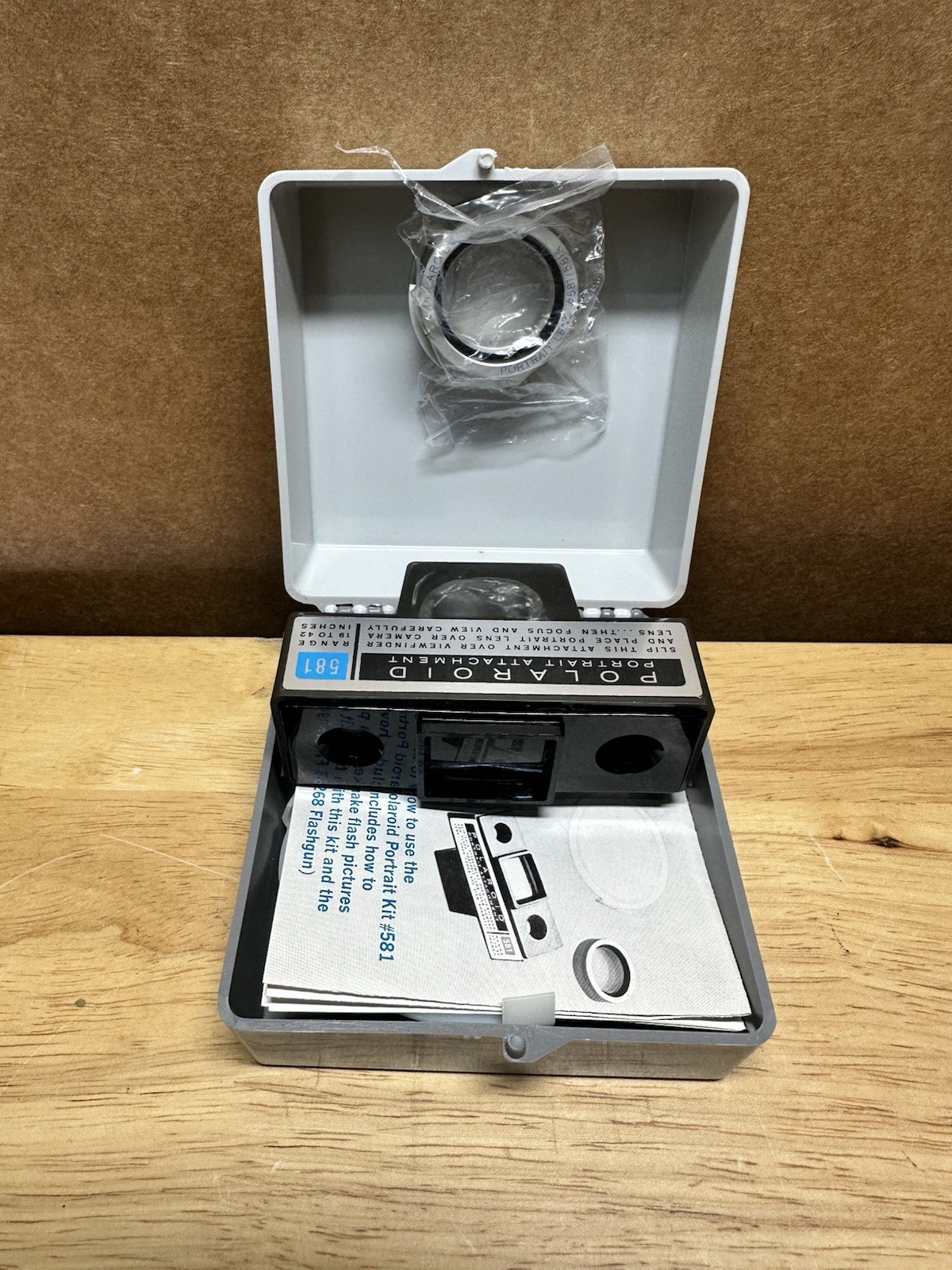 Polaroid Portrait Attachment 581 Kit Land Camera w Case Lens Vintage