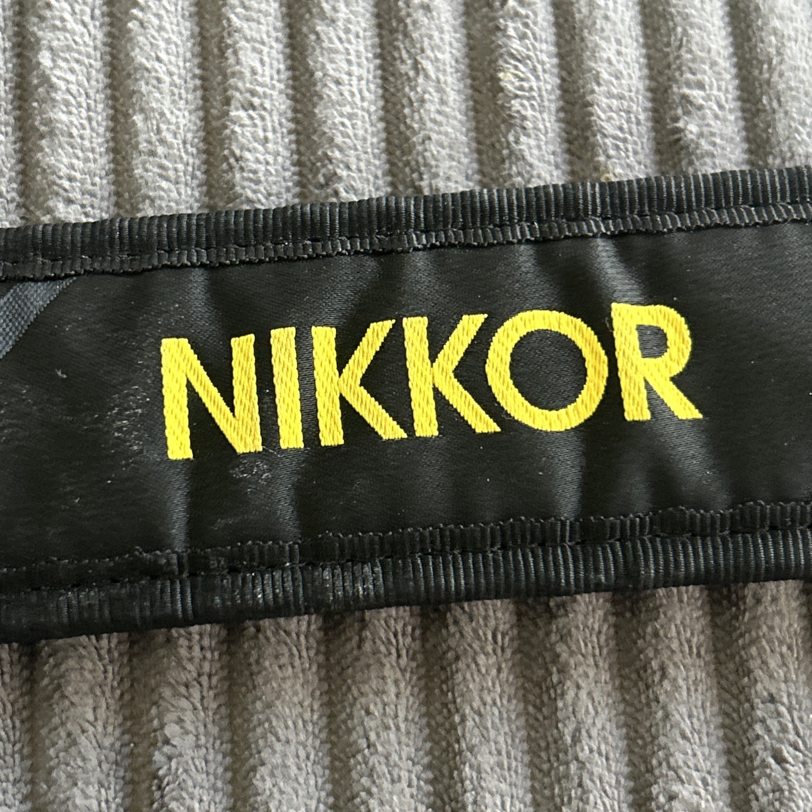 Vintage Nikon nikkor Camera Neck Strap Black Yellow Logo missing clips