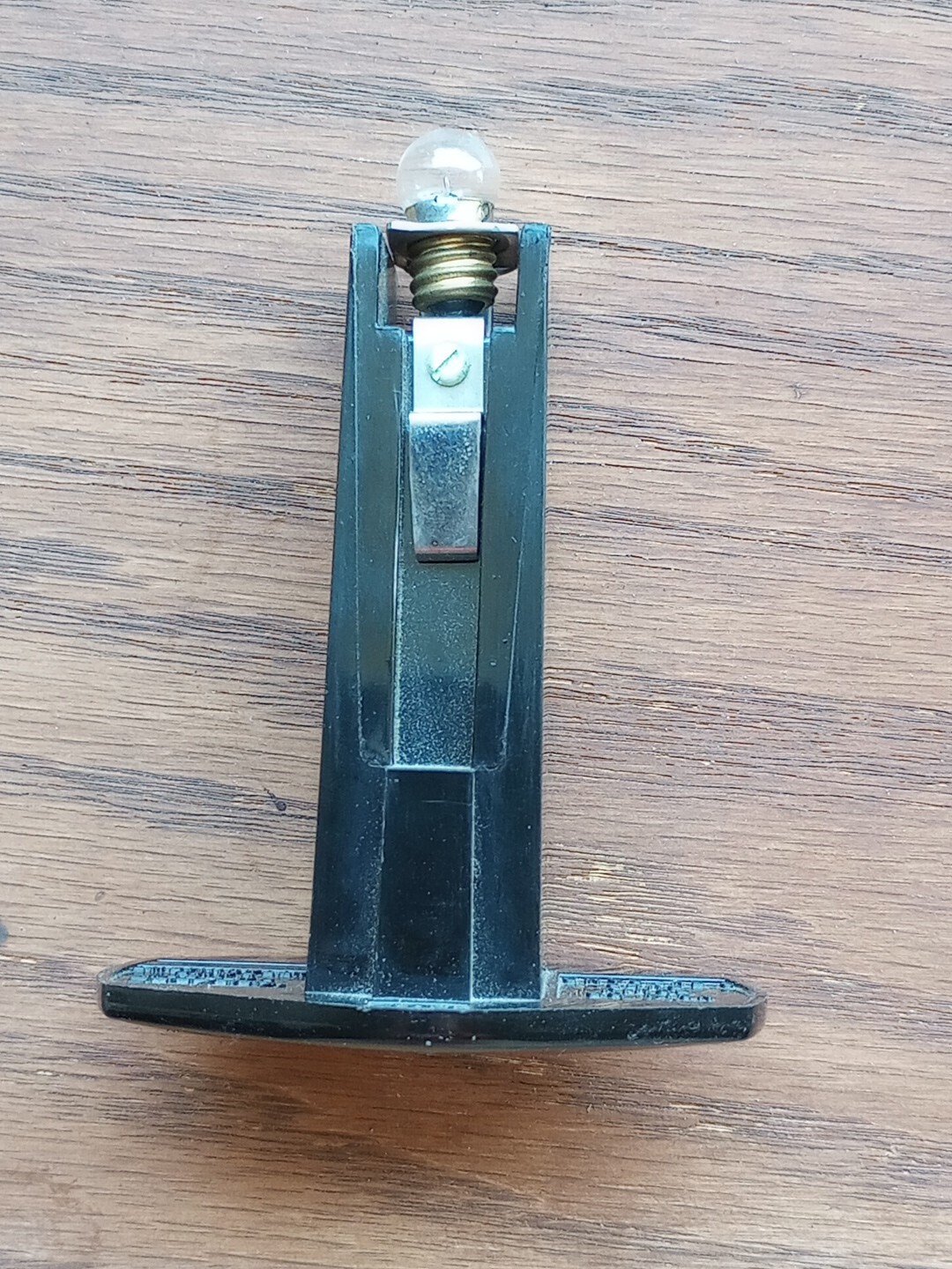 Realist Battery Lamp Attachment Bulb Holder Camera Accessory Vintage