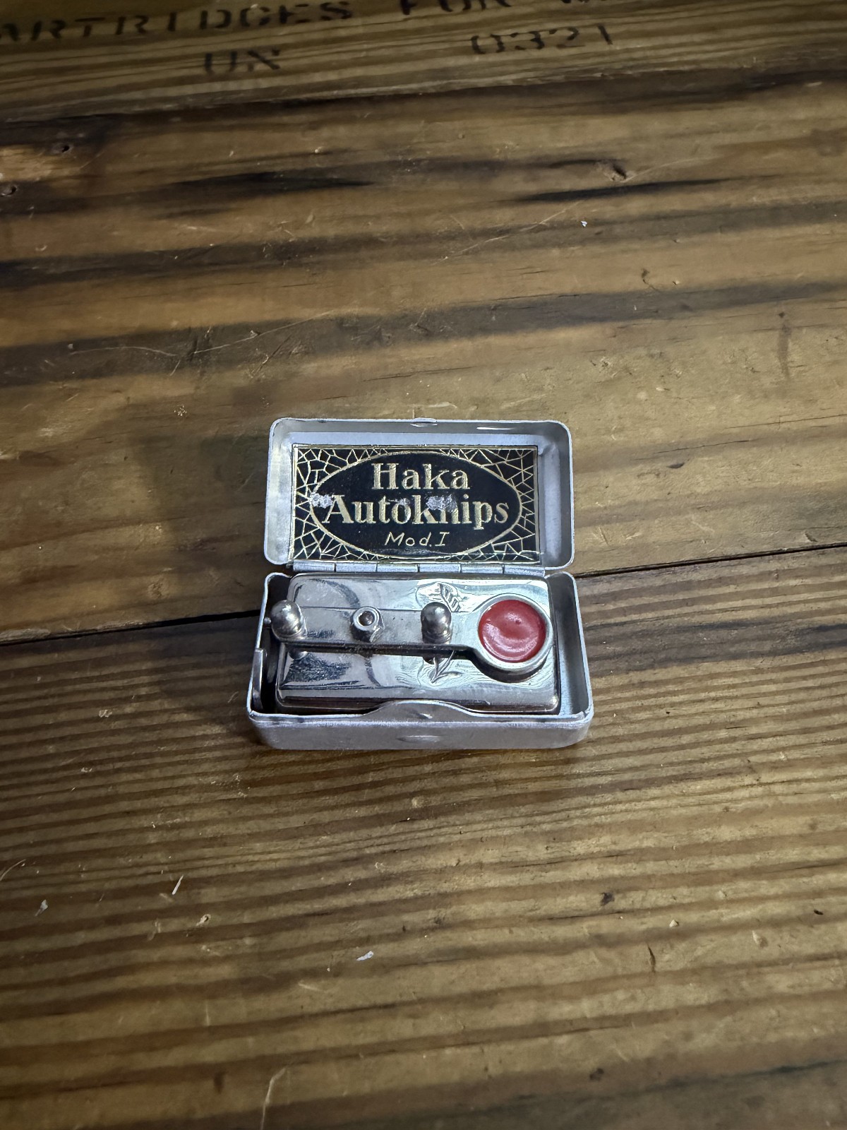 HAKA AUTOKNIPS SELF TIMER MOD. 1