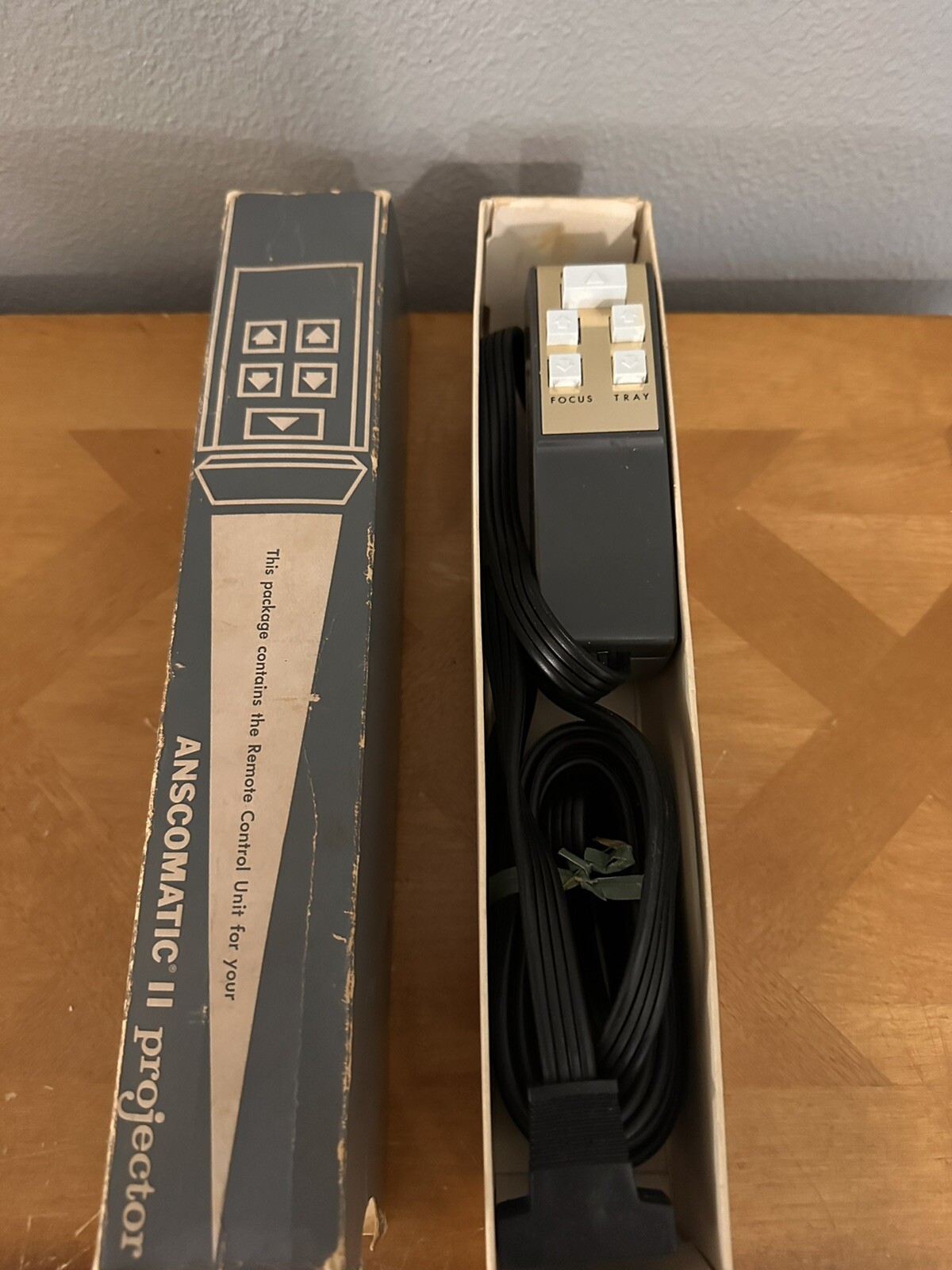 Original 1960’s ANSCO Anscomatic II Slide Projector REMOTE CONTROL with Orig BOX