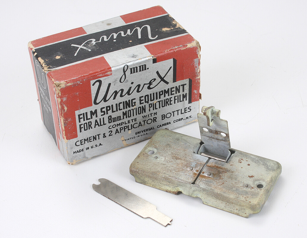 UNIVERSAL FILM SPLICER FOR 8MM BOXED/180084