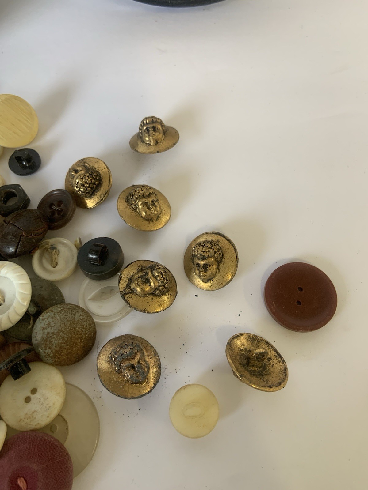 Vintage Early 1900’S DUPONT Movie Film Motion Picture Can Tin w/Antique Buttons