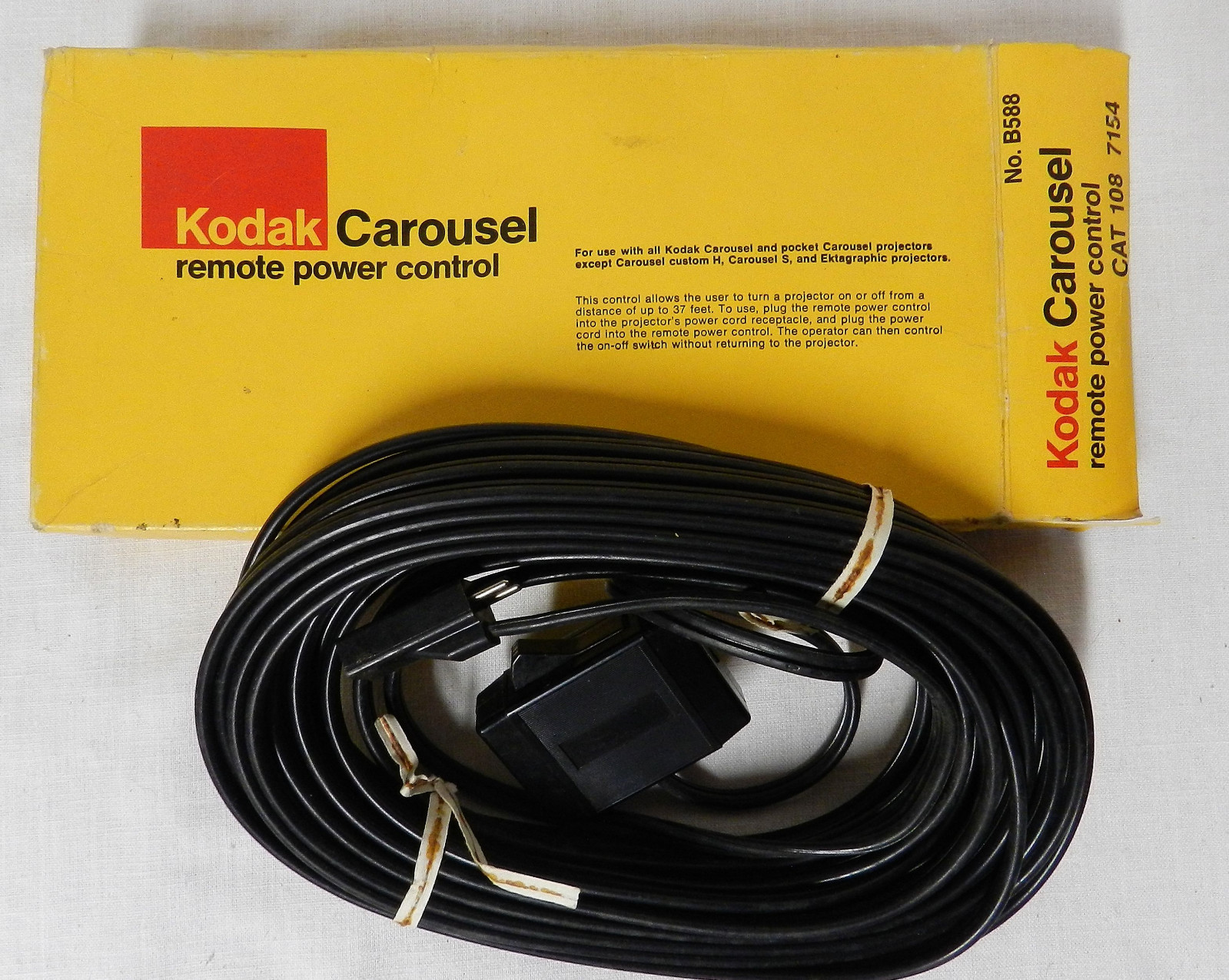 KODAK SLIDE CAROUSEL REMOTE POWER CONTROL # B588 CAT 108- 7154 i