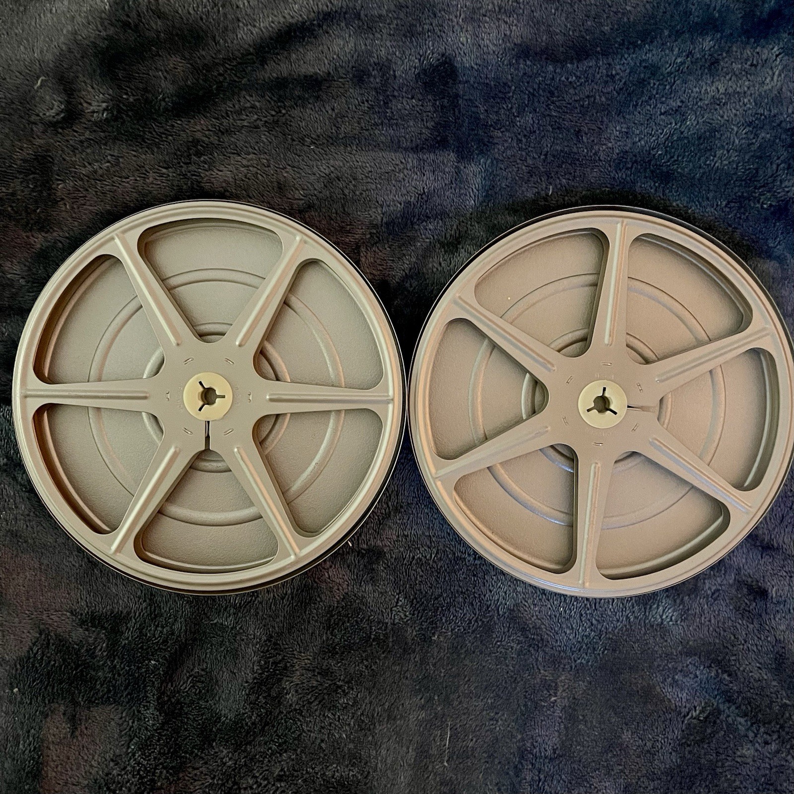 LOT OF 2 SCHERER 8mm film can 400 feet With Reels Good Condition