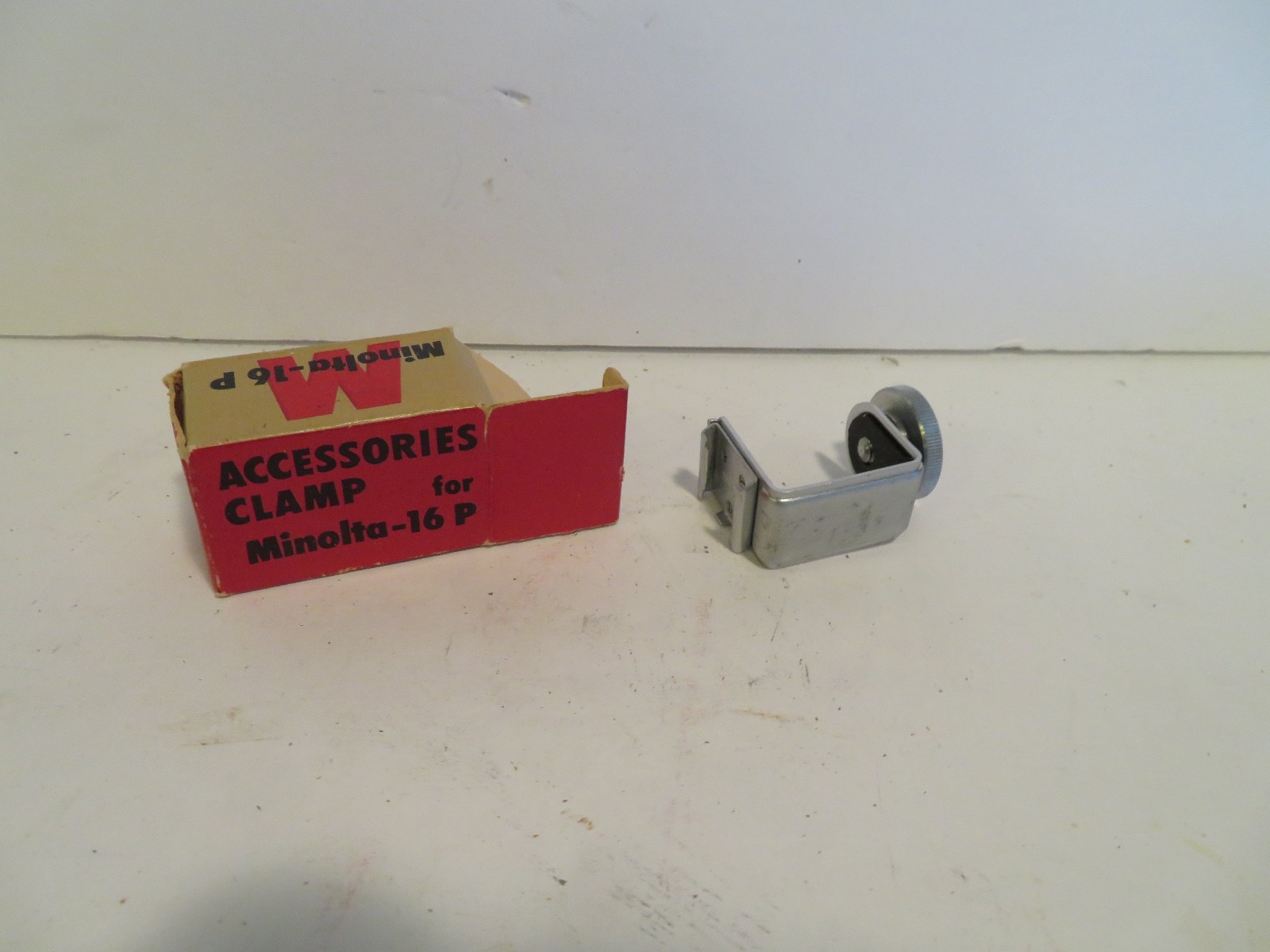 Vintage Minolta 16 P accessories Clamp in original vintage box made in japan