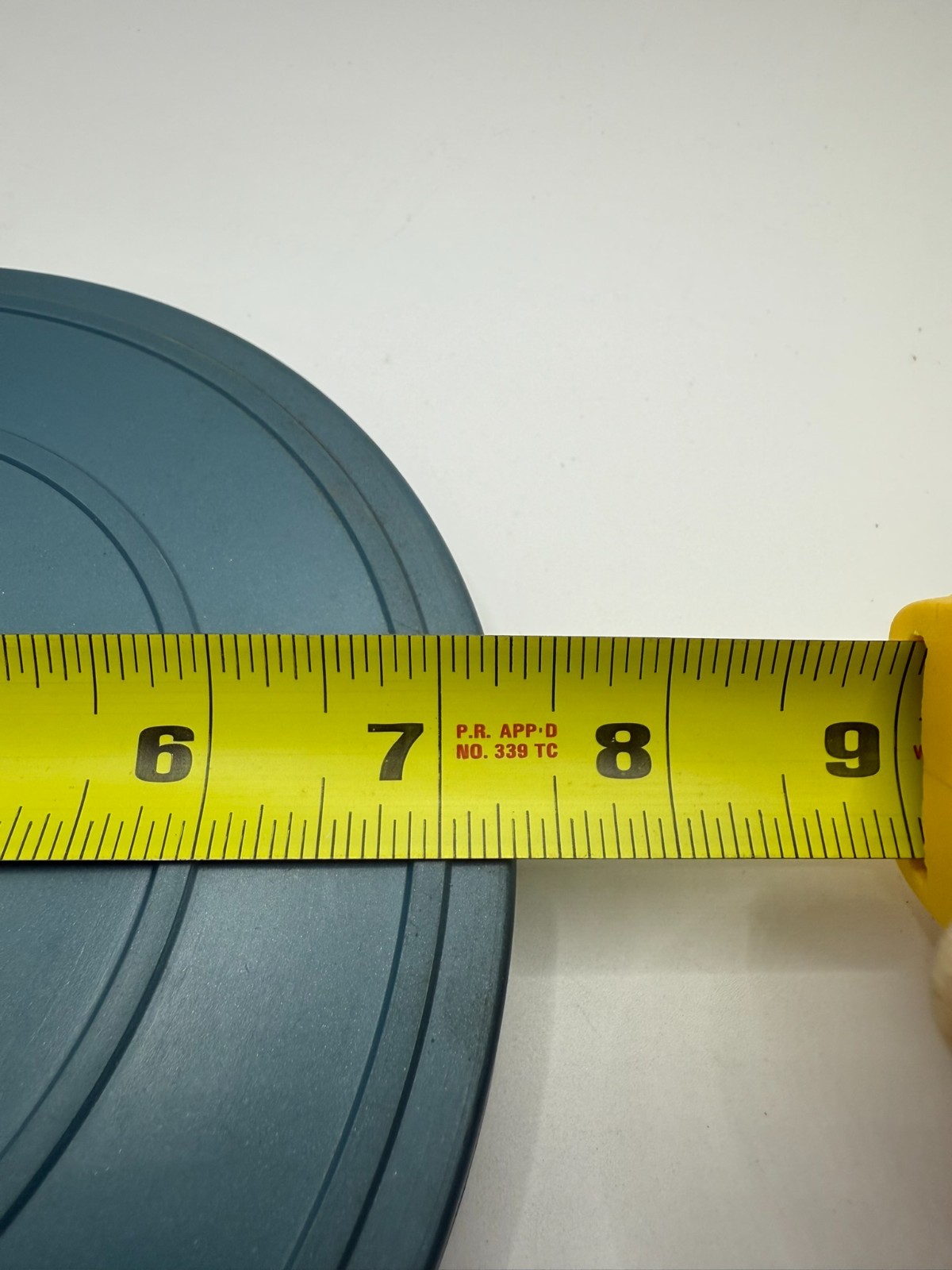 Vintage Yankee Blue Plastic Film Reel & Can Canister 7.25″ Diameter with Film