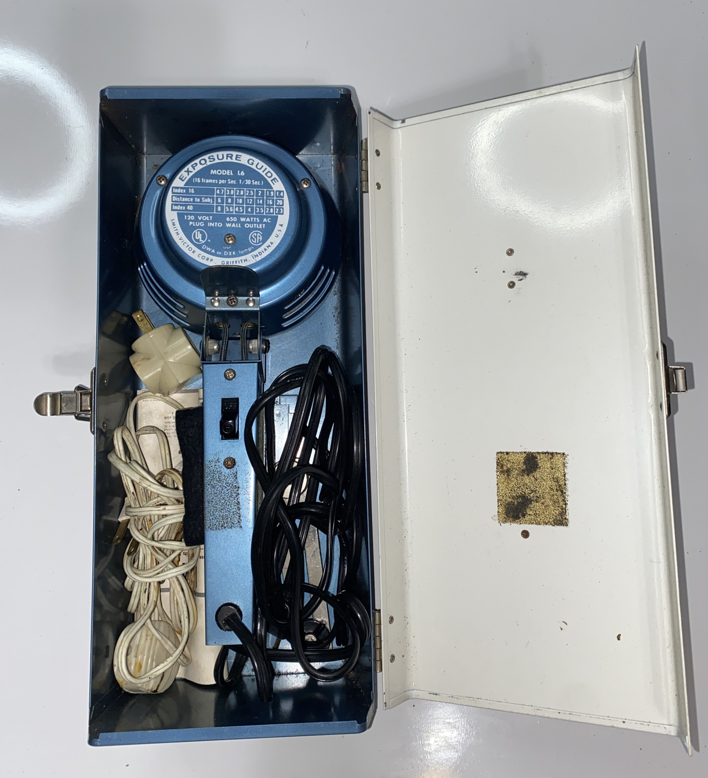 Vin. Smith Victor Flood Spot Light HandHeld Model L6 Movie Light w/Case Works!!