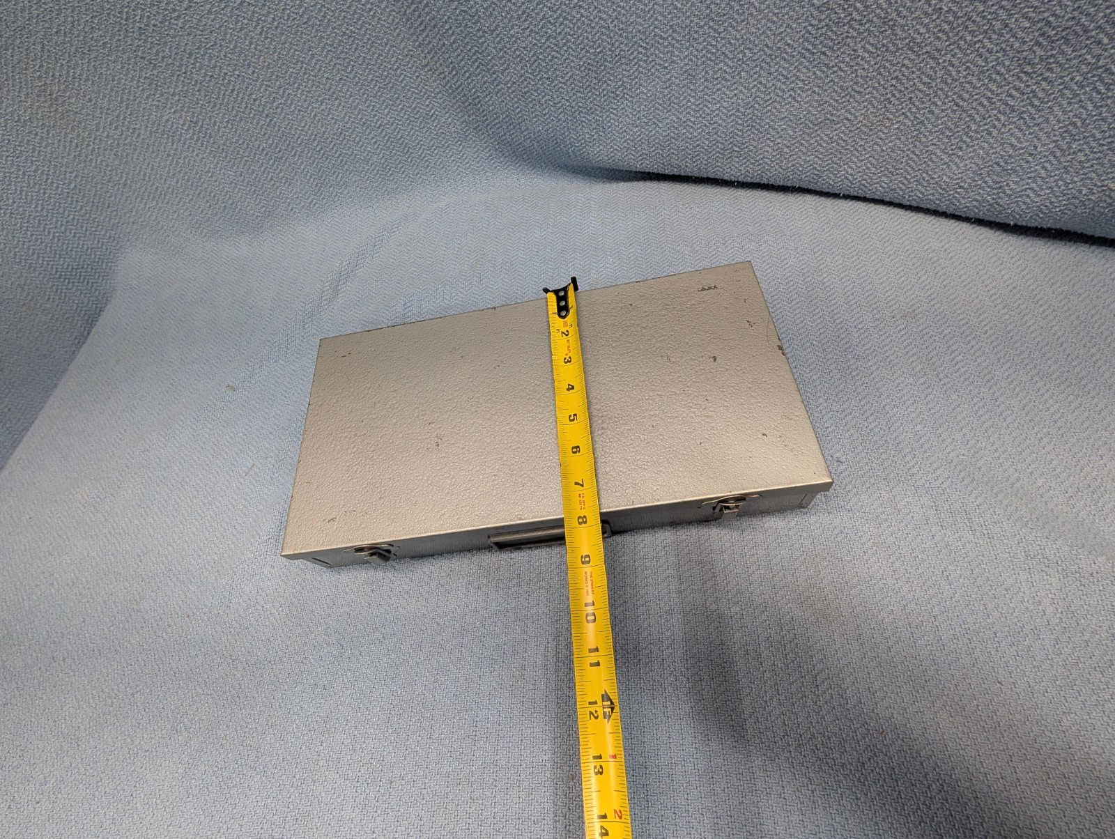 Vintage Metal Photo Slide Storage Box Case Holds 150 35mm Slides or Coins