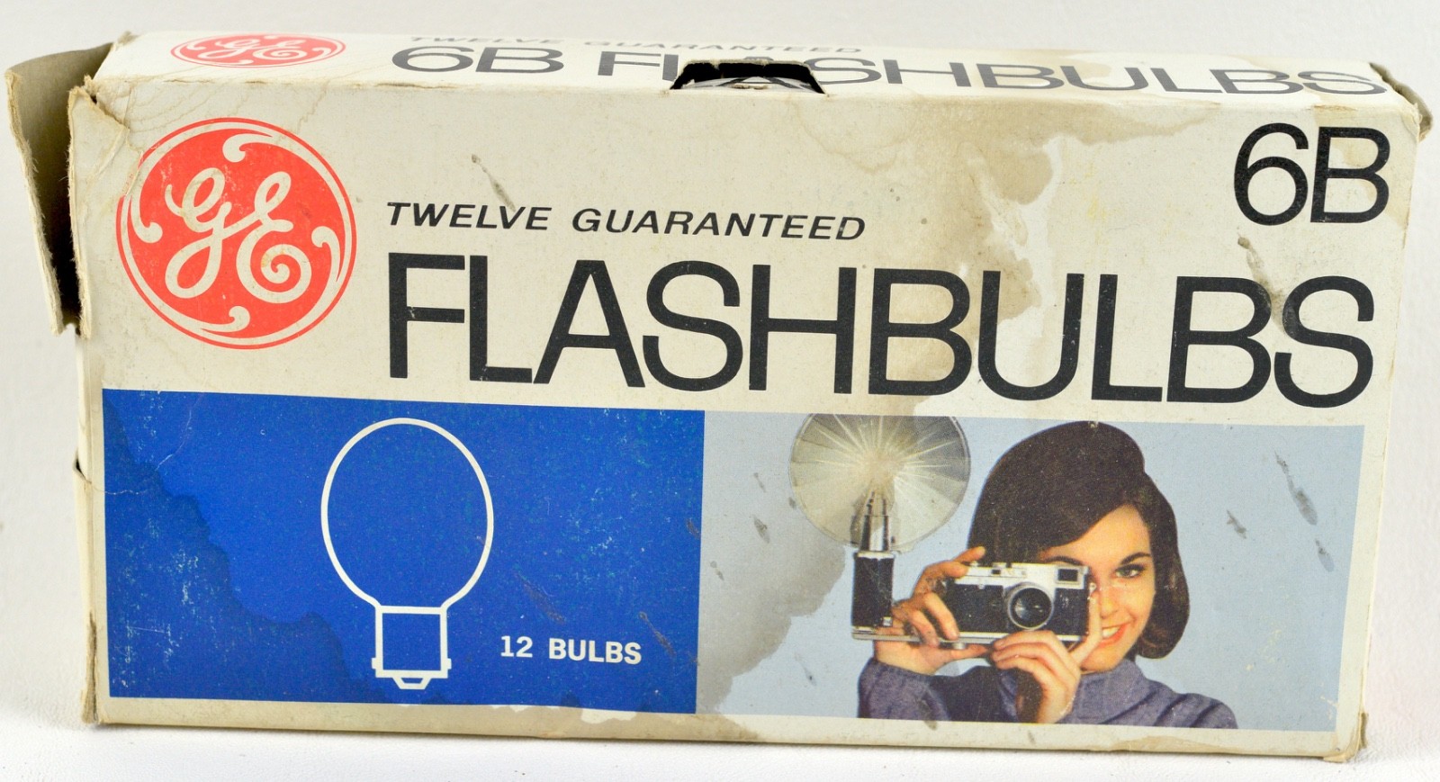 Vintage General Electric GE 6B Blue Camera FlashBulbs 11 Bulbs