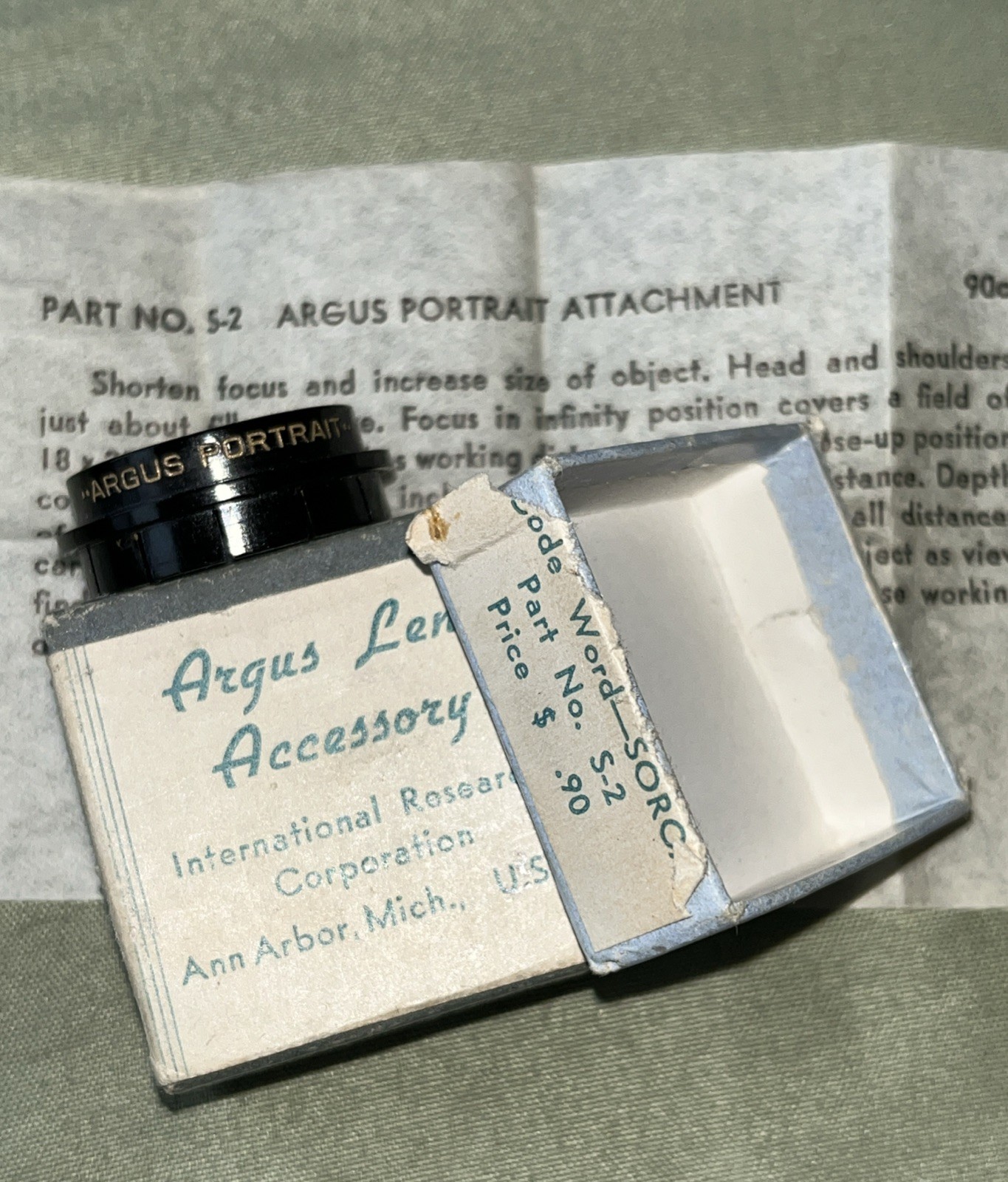 Argus Lens Portrait Attachment Model S-2 w/ Box FREE SHIPPING