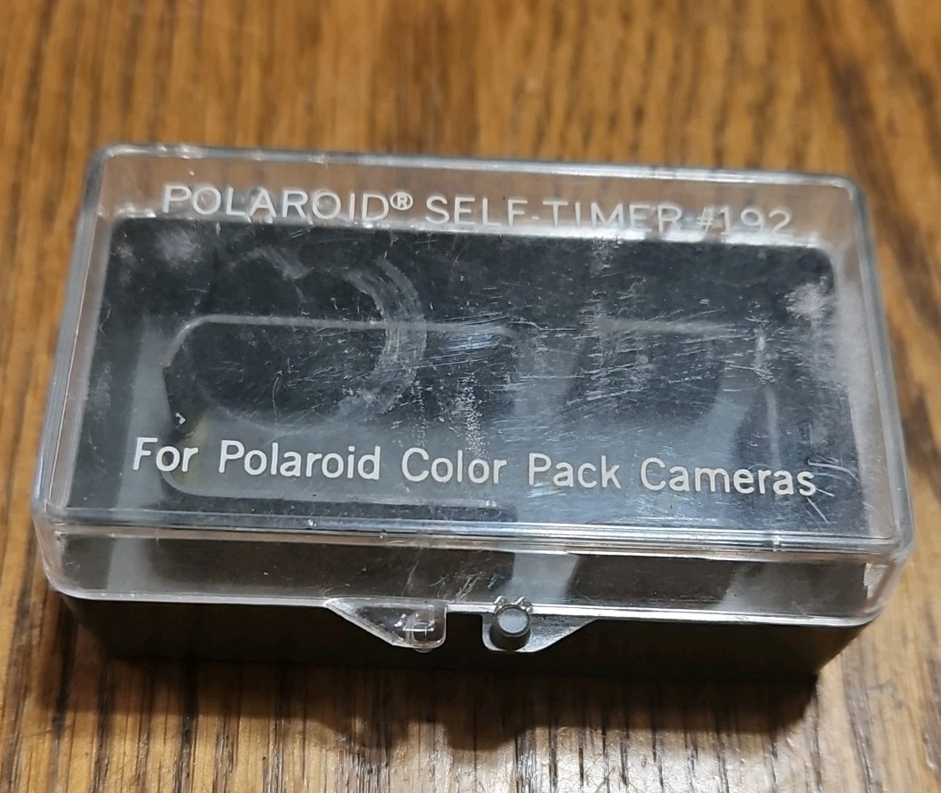 VINTAGE 1970’s POLAROID #192 SELF TIMER for color Pack CAMERAS Great Condition