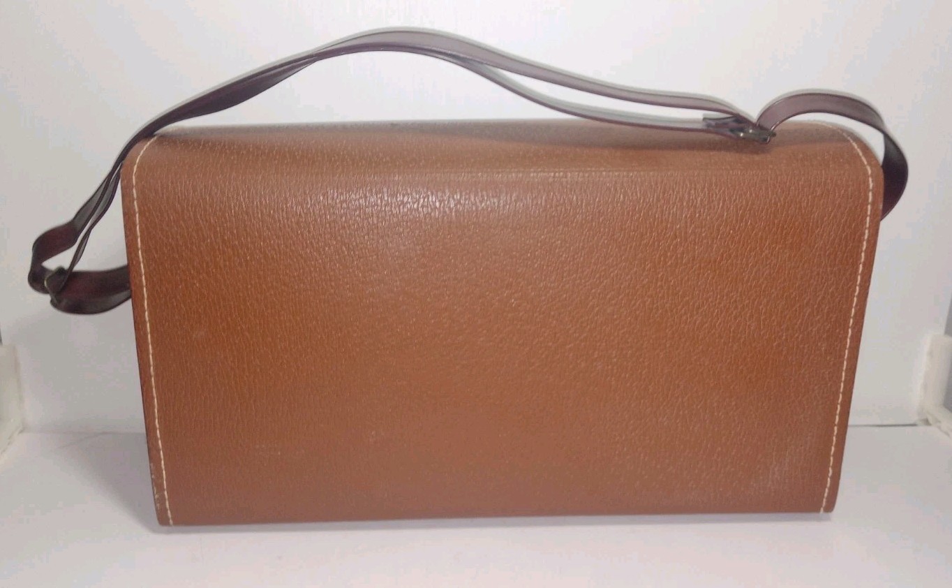 Vtg ANSCO Ready Flash Camera/Carrying Case w/Two Bulbs & No. 29 Portrait Lens 1+