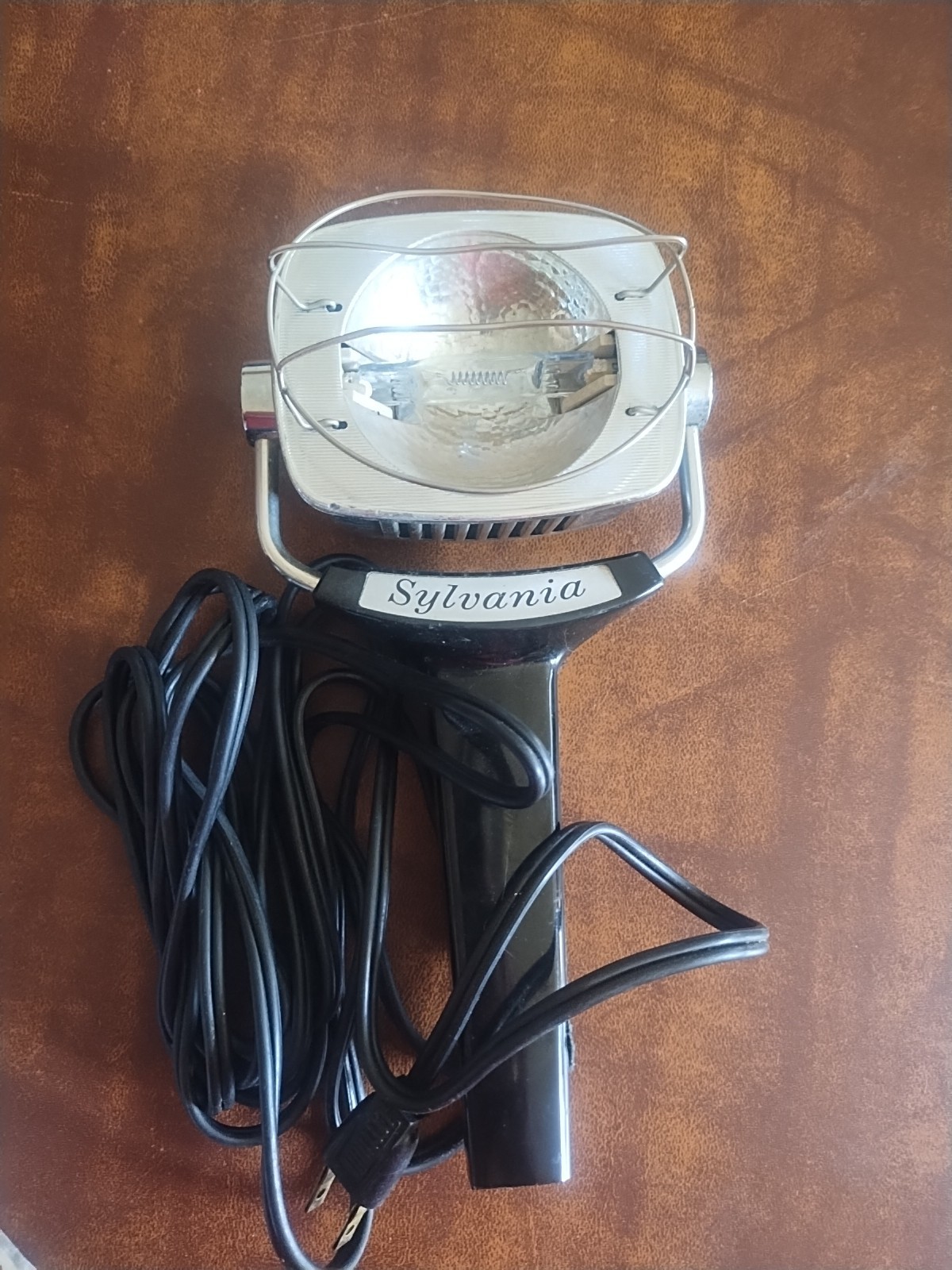 Vintage Sylvania Sun Movie Light. Sg – 50 Works Great.