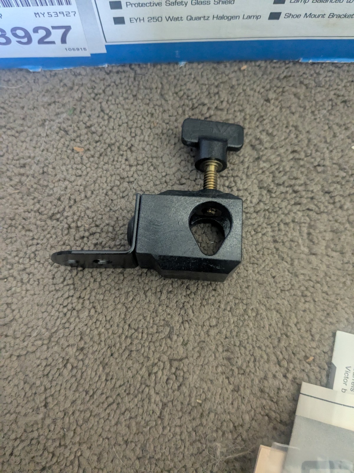 Sears Smith Victor Model Q-250 Plug In Movie Light- Vintage – Works