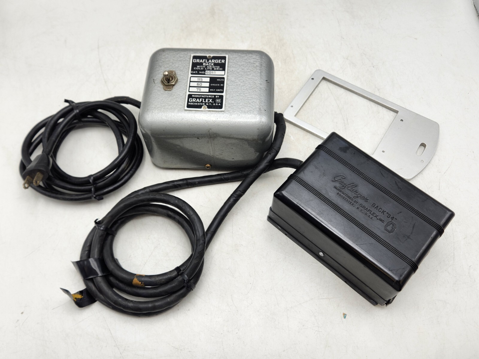 Vintage Graflex Graflarger Back 34 Aristo Cold Lite Grid 6018 3×4″ Negatives
