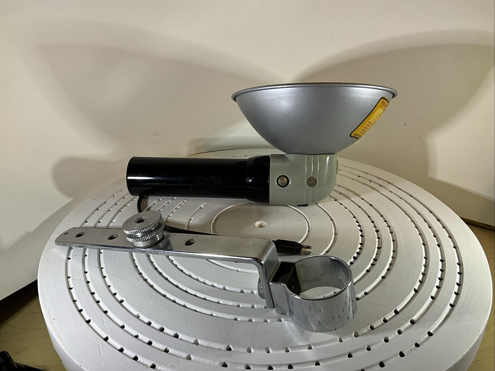 Kodak Flashholder Model B With Standard Bracket And Kodak 2-way Flashguard