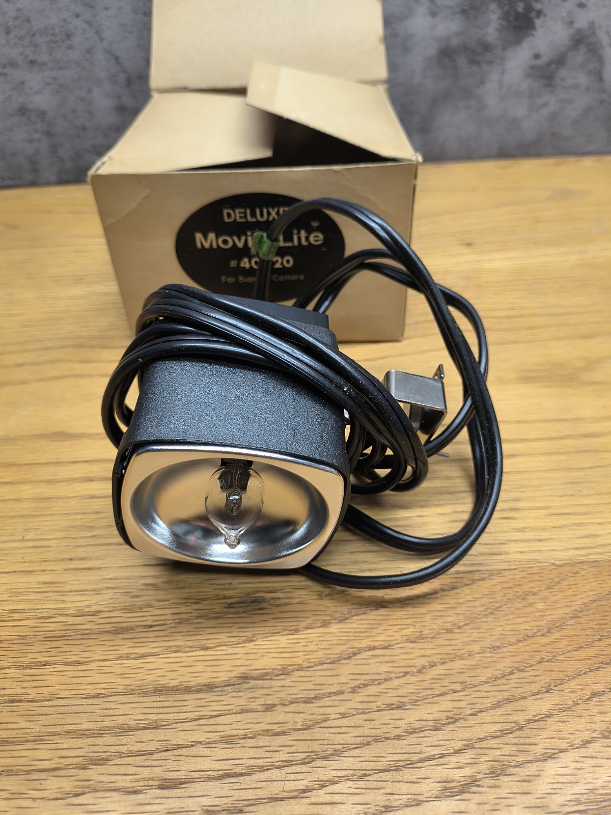 Vintage Bell & Howell Movie Lite, Model #40920
