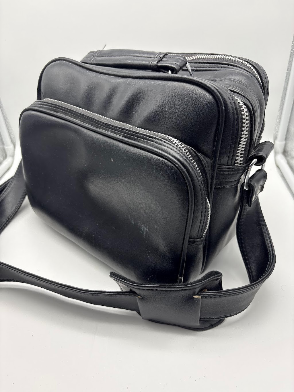 Vintage Camera Bag Made In Korea Black Three Star Zipper Coast S-1