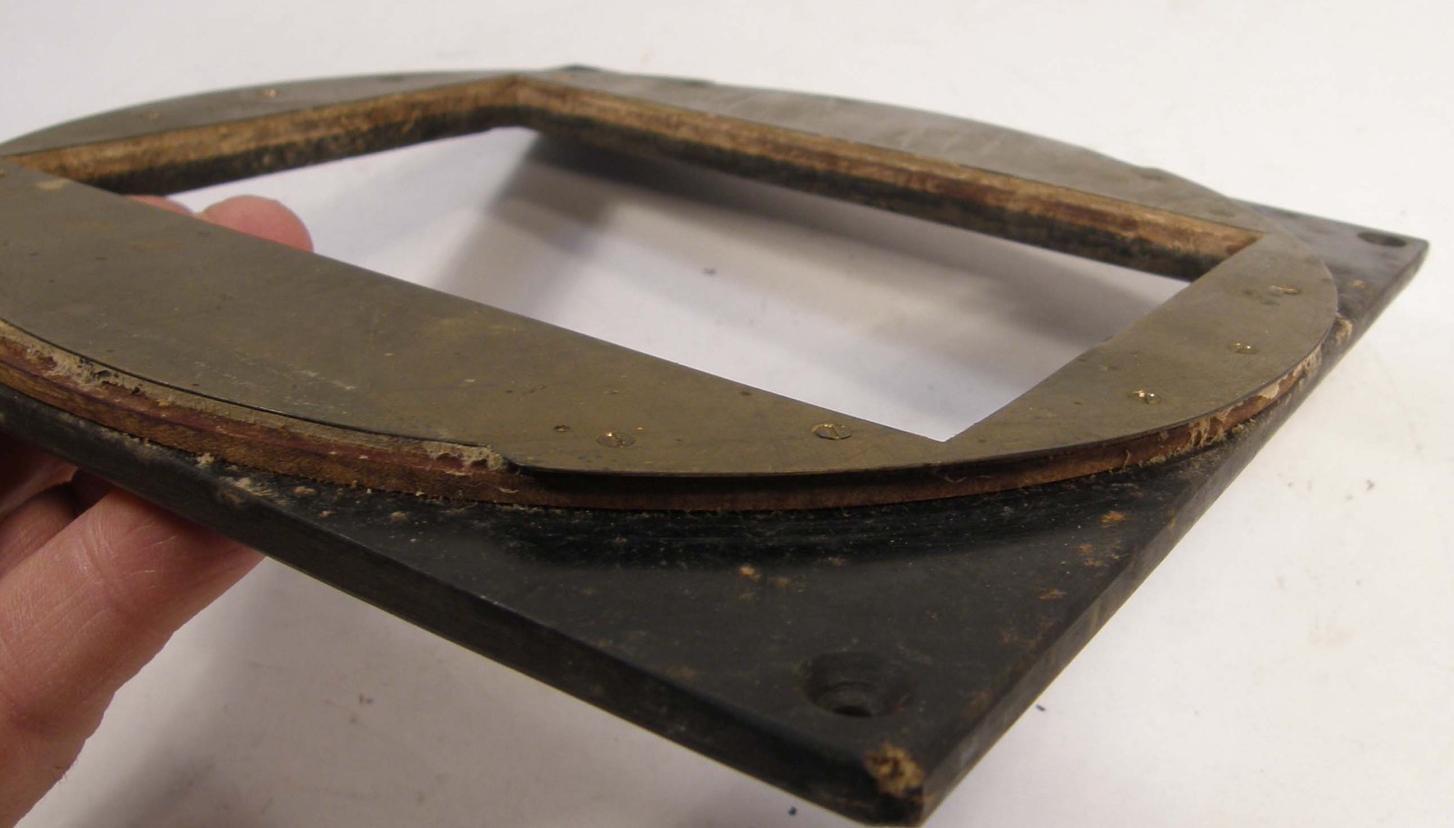 HOMEMADE VINTAGE 4 1/2″ BY 6 1/2″ ROTATING BACK PART FOR LARGE FORMAT CAMERA
