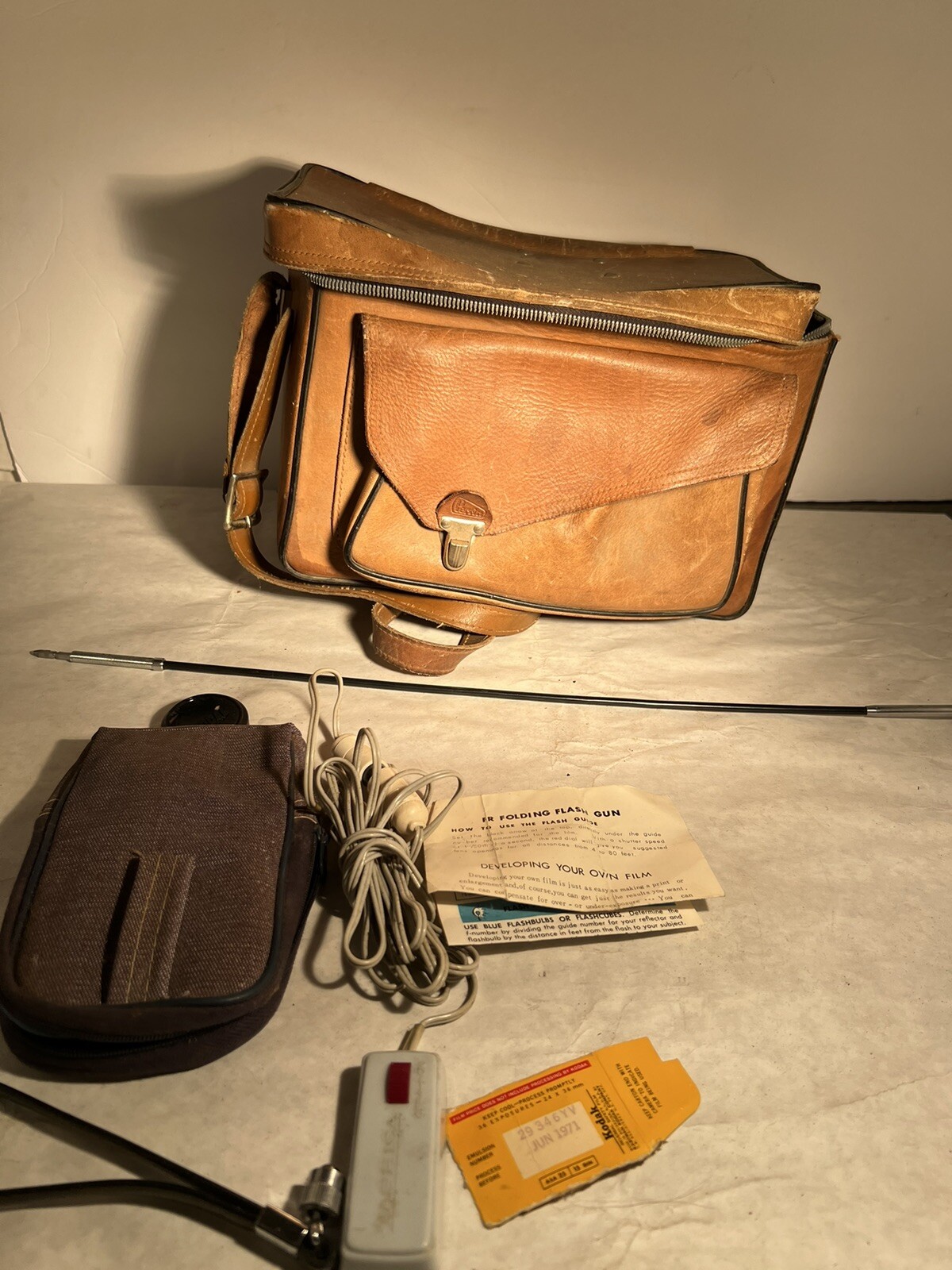 GE ACMELITE Attachment Bright Lamp Electric Tested Working, Leather Bag Vintage