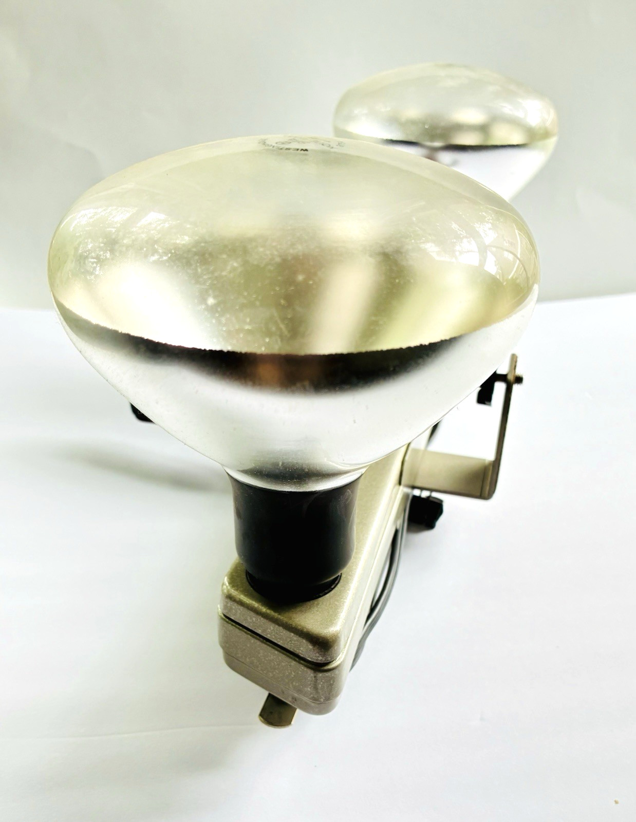 Vintage Bell & Howell Light Bar Lamp Filming Movies Video with Bulbs & Box Works
