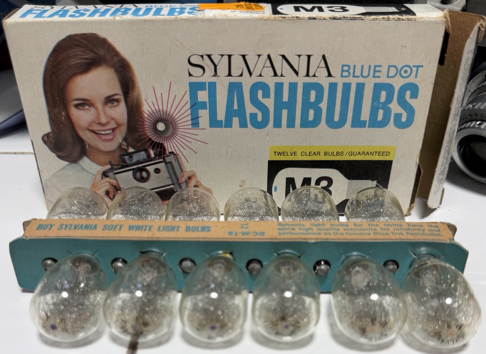 Vintage Sylvania M3 Blue Dot Flashbulbs NOS Camera Flash Bulb Unused USA