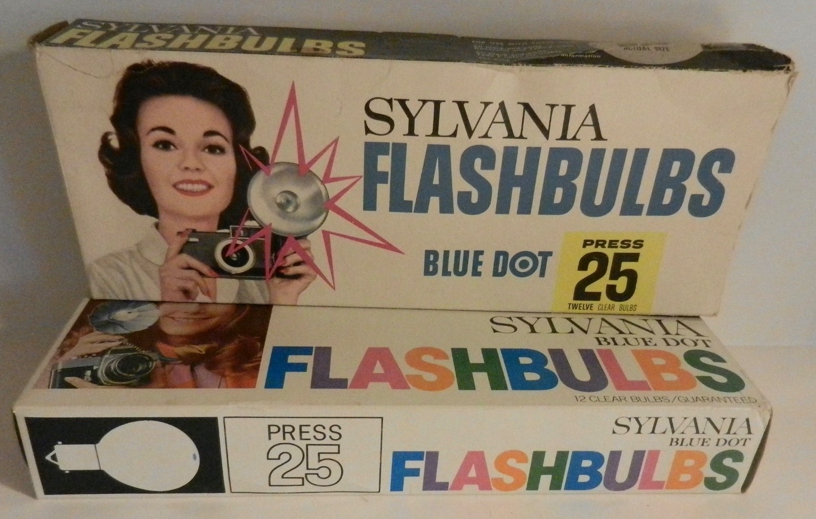 Vintage New Old Stock Sylvania Press 25 and 25B Blue Dot Flashbulbs