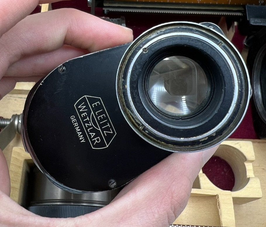 Leitz Leica Visoflex I Focusing Bellows / Mirror Box Finder / Magnifier w/ Case