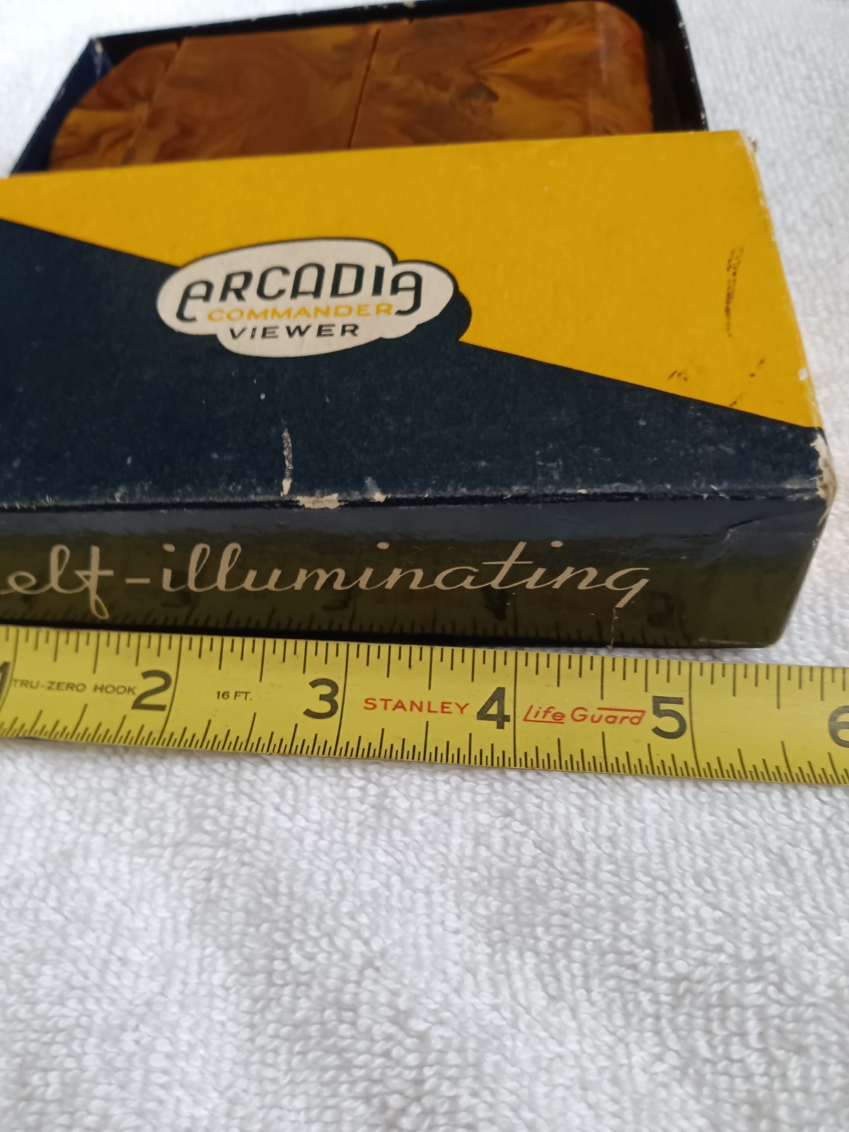 Commander Pocket Size Self Light Viewer