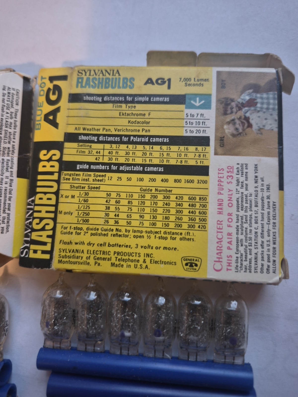 Vintage Flash Bulbs Sylvania AG1 Blue Dot Flashbulbs – 24 Bulbs NOS