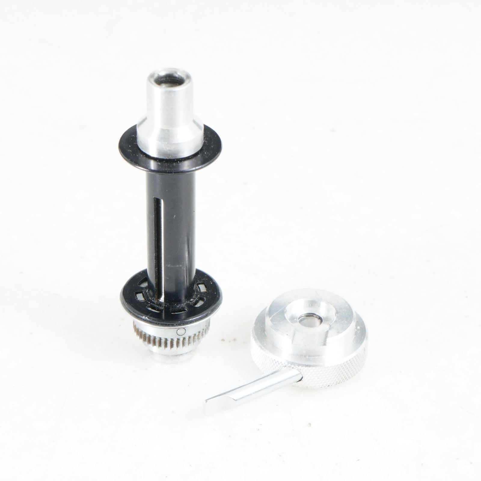 :Rollei Rolleiflex Rolleikin 35mm Film Spool & Guide Part for 2.8 & 3.5 Series