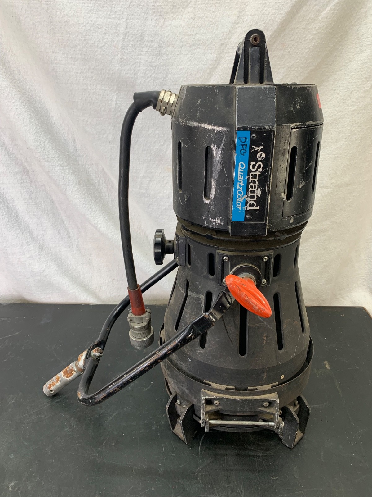 Vintage Strand Lighting Quartz Color Super Quasar 2500 SE Film Studio Light