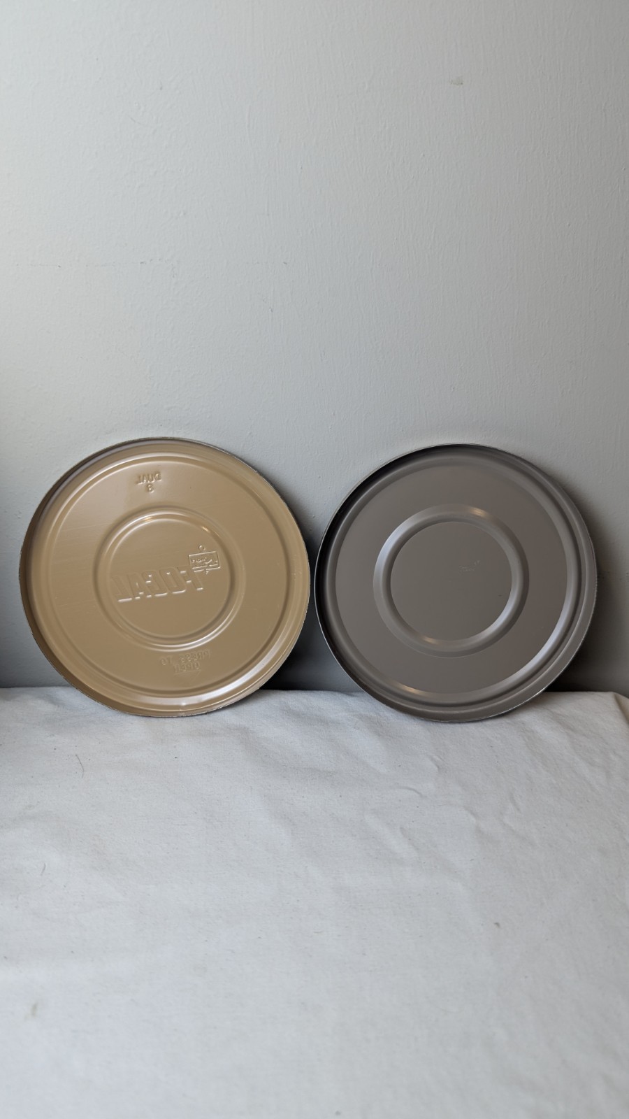 8mm Vintage 5″ Brumberger Reel to Reel Metal Storage Case with 10 Reel Cans
