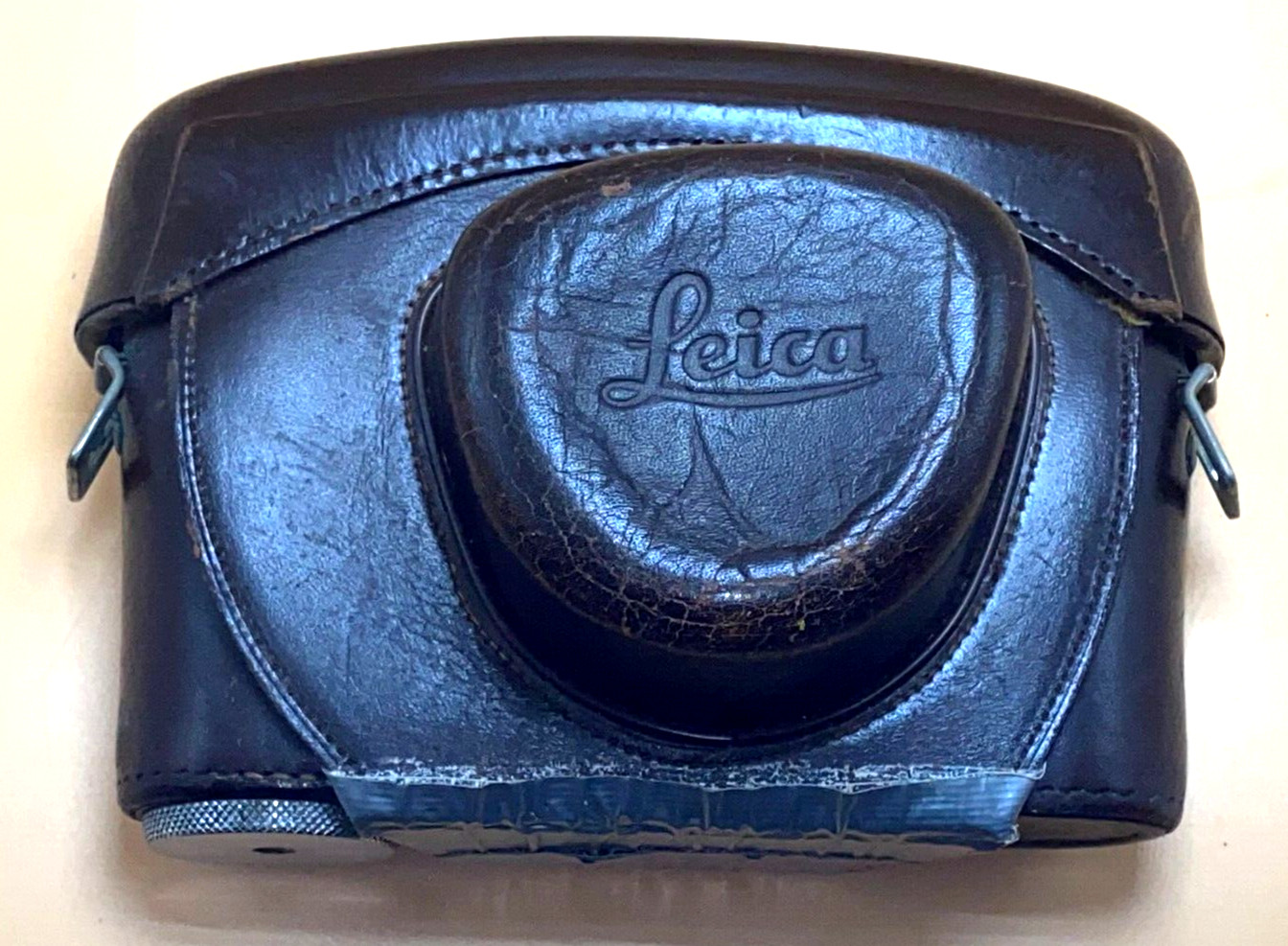 Leitz Wetzlar Leica Leather Camera Case with Window on Back Vintage – No Camera