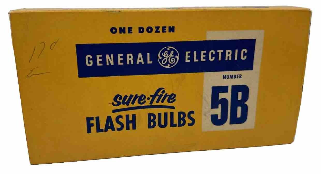 Vtg GE General Electric Sure Fire Camera 5B Flash Bulb Lot 12 Bulbs USA NOS