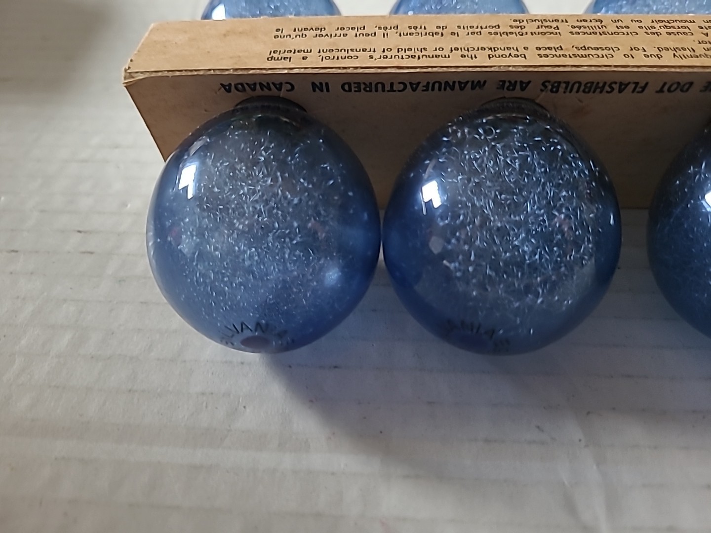 Vintage Sylvania Blue Dot Press 25B Flashbulbs 12pk Untested