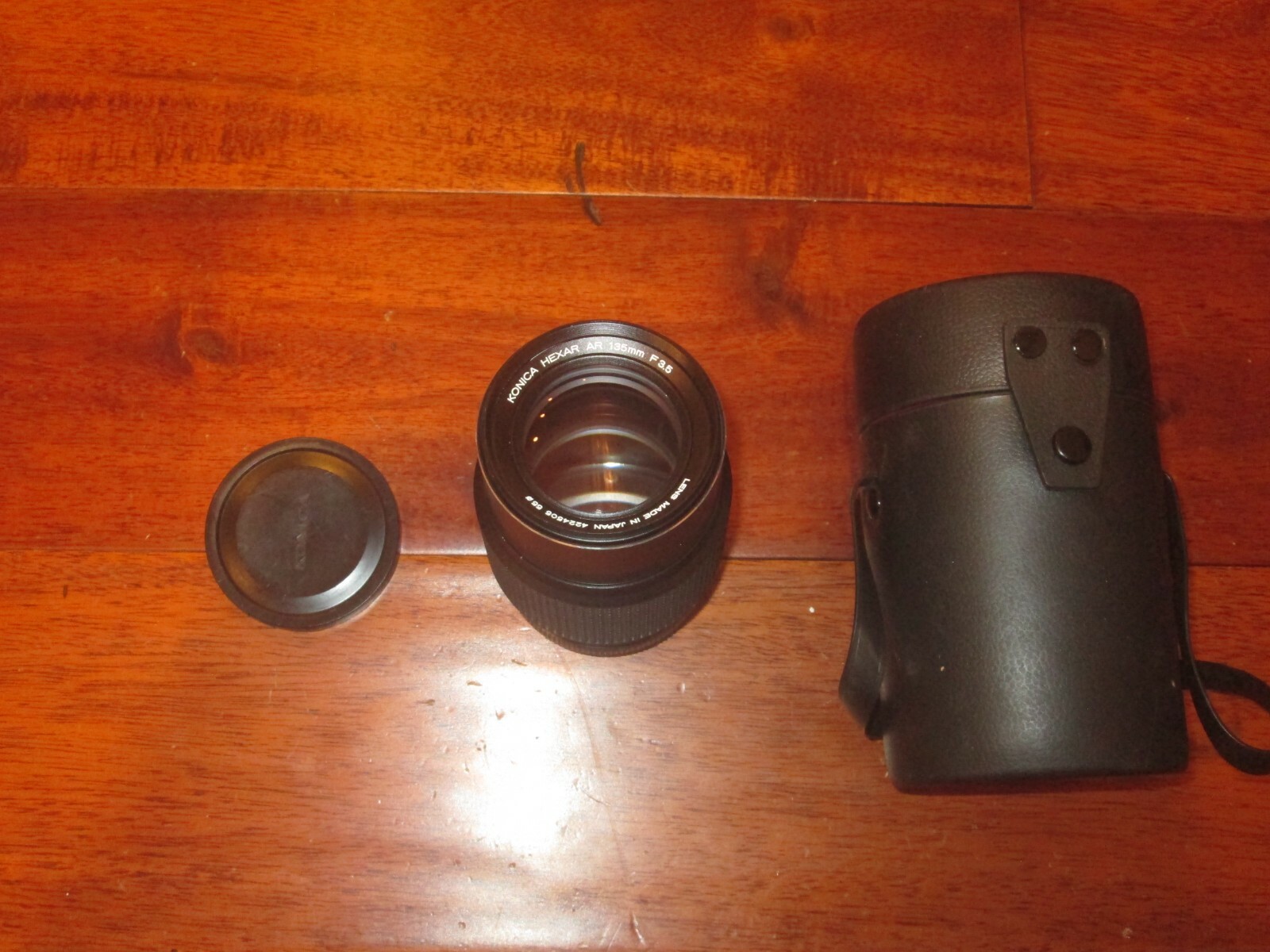 KONICA HEXAR AR 135MM F/3.5 PRIME TELEPHOTO LENS GREAT COND.