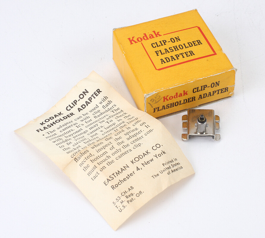 KODAK CLIP-ON FLASHOLDER ADAPTER, BOXED/194341