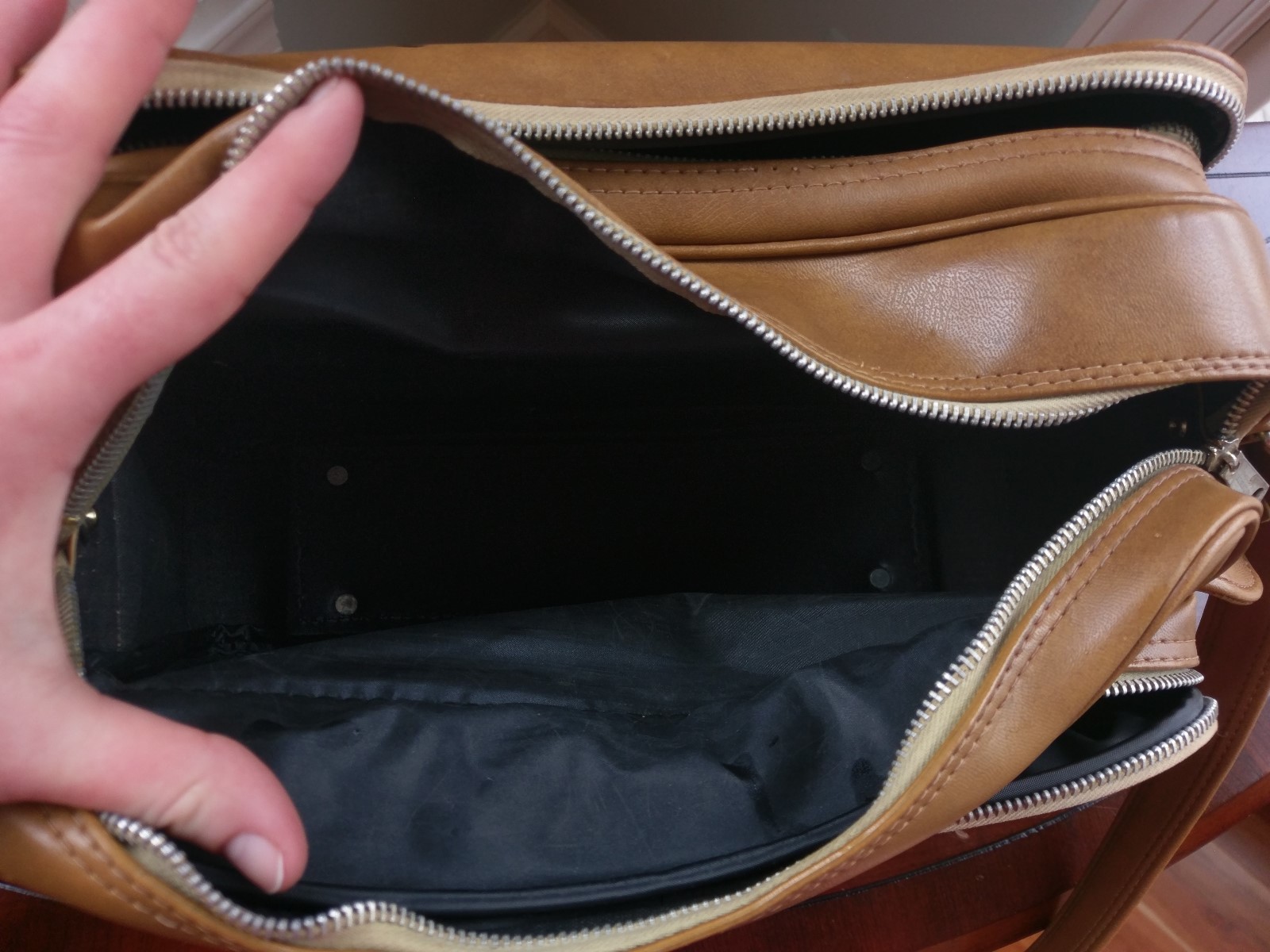 Vtg Bonnie International Camcorder Camera Bag Zipper Brown Tan Vinyl Shoulder