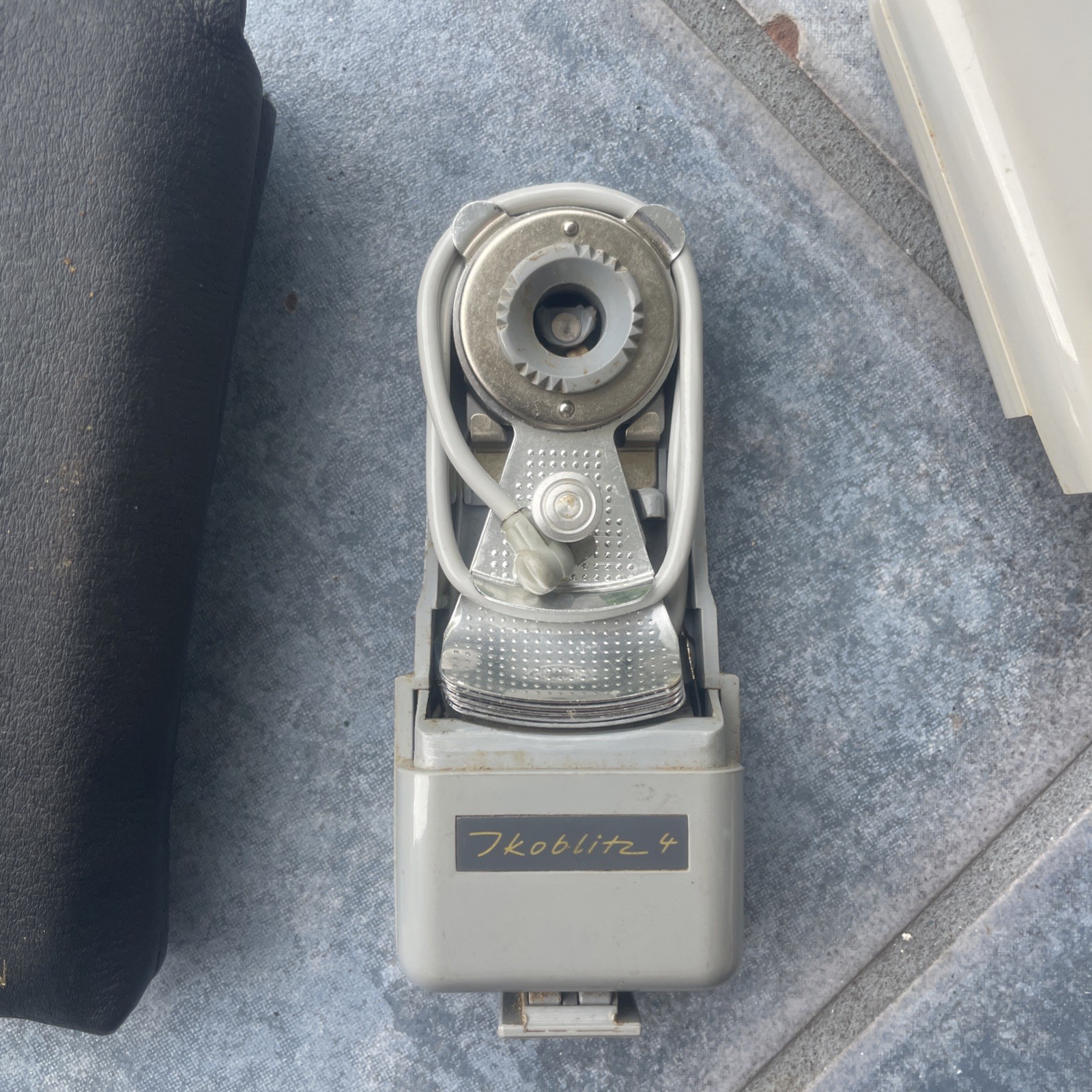 Zeiss Ikon Ikoblitz 4 Echoblitz Bounce Flash Made in Germany – Vintage – WORKS