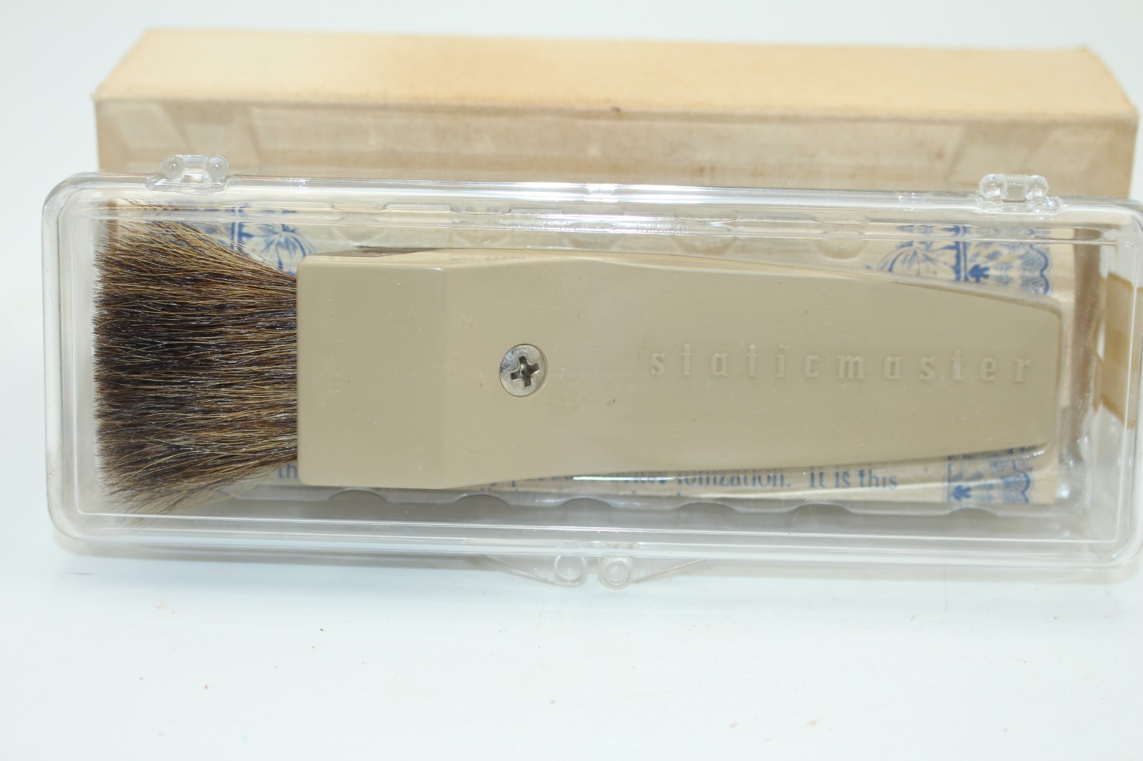 Staticmaster Vintage photo brush 1C50 W/ Box & Instructions – Nov 65