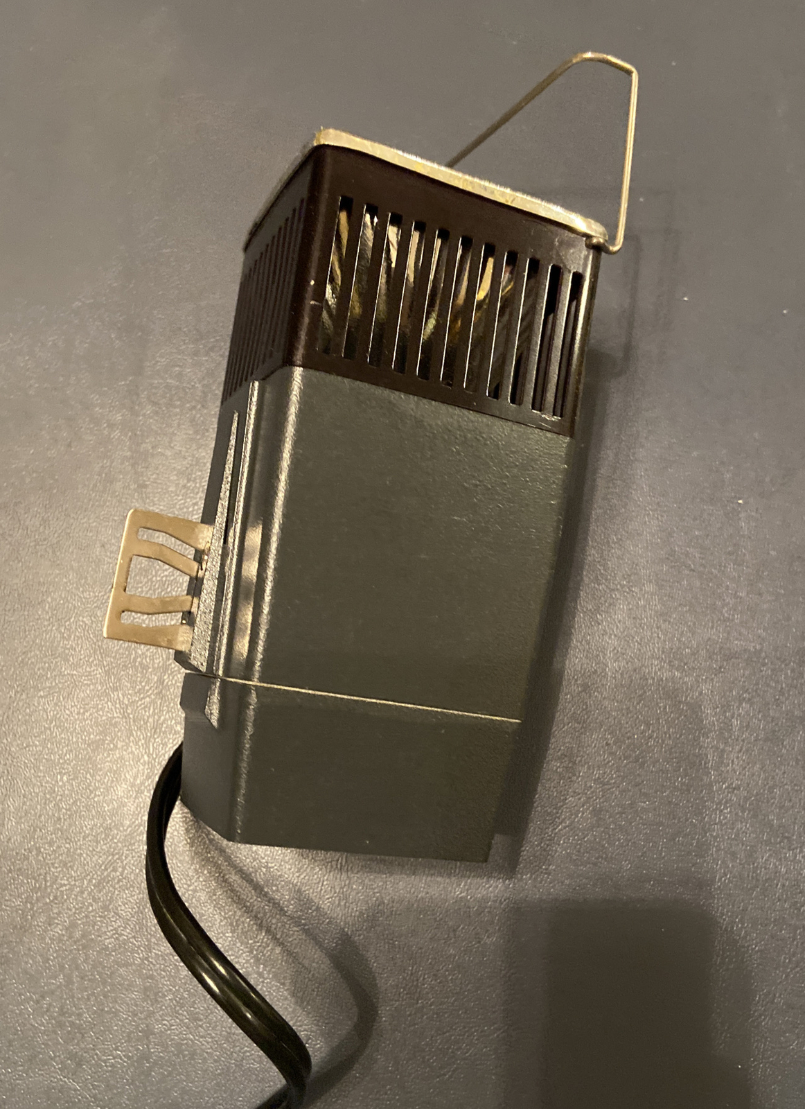Vintage Kodak Instamatic Movie Light Model Works
